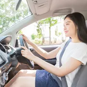 妊婦が運転しても大丈夫？シートベルトの着用法・運転時の注意点とは