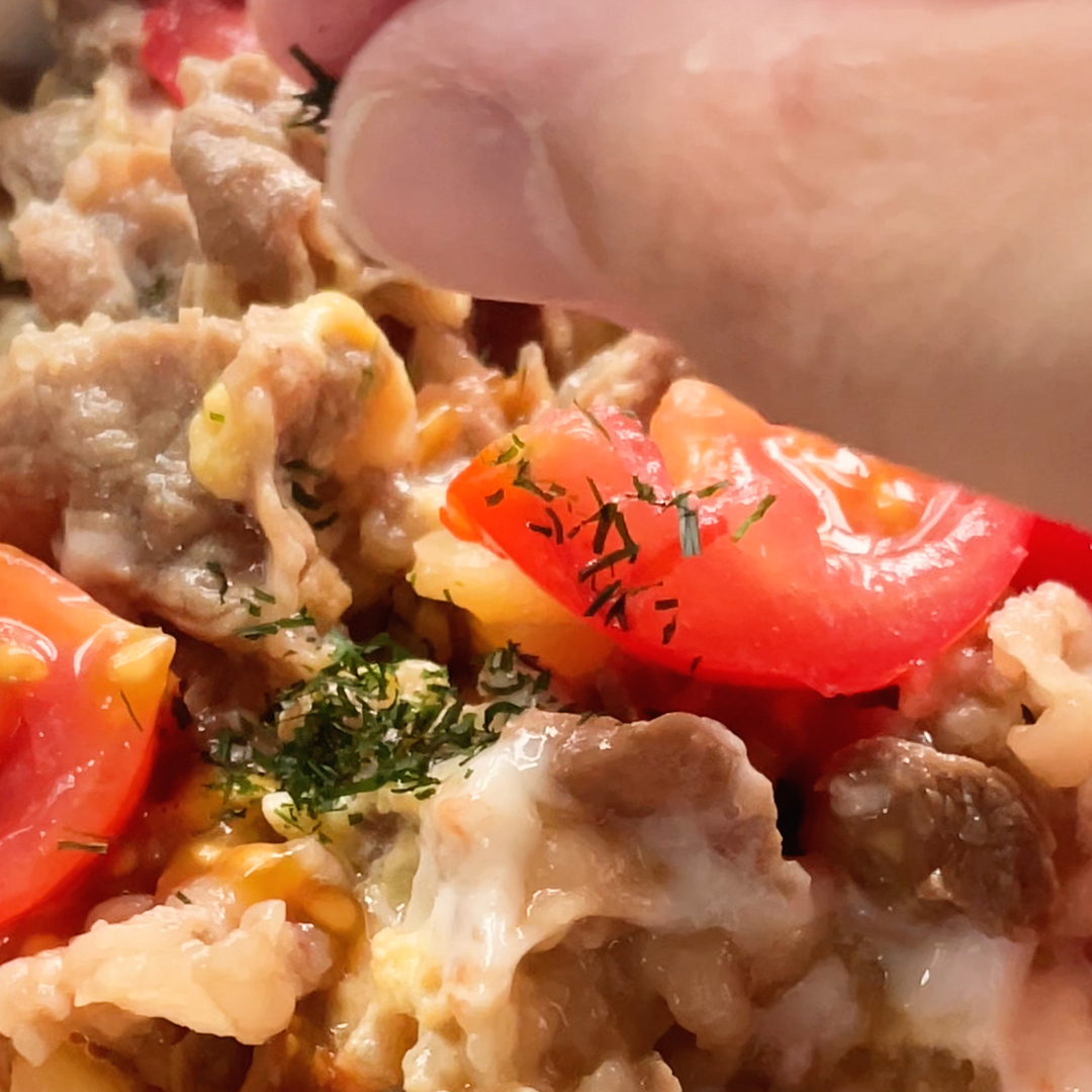 栄養満点！トマトと卵で牛丼アレンジ